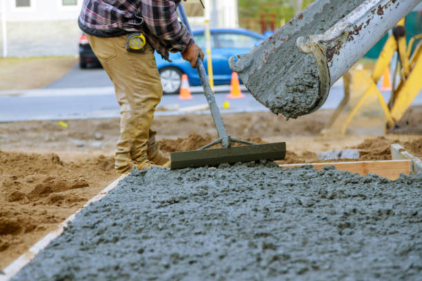 Best Decorative Concrete Services  in Dellwood, MO